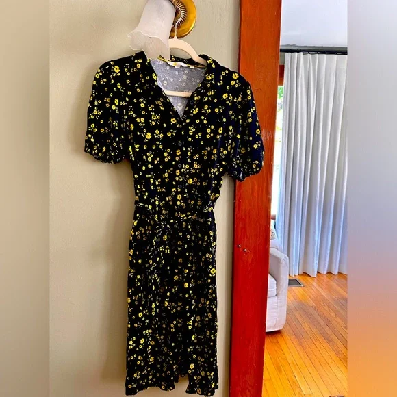 Boden Jersey midi floral shirt dress black with yellow flowers. Belt included - Picture 1 of 5